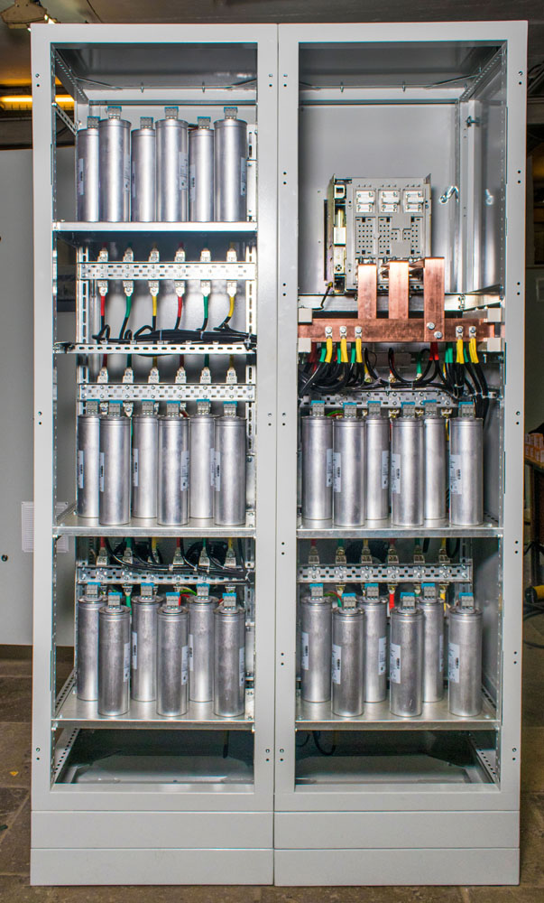 Напольные конденсаторные установки (Фото 14)